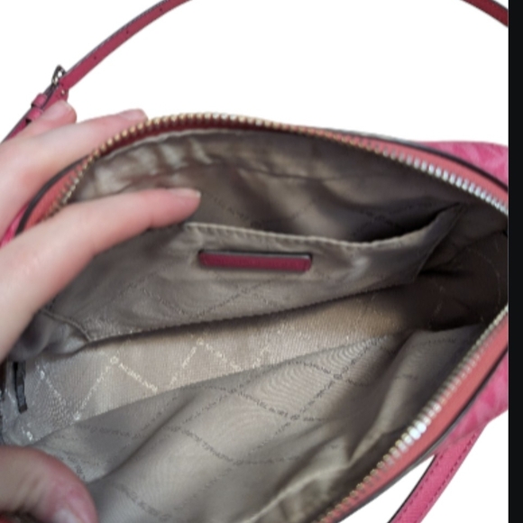 Michael Kors Pink Crossbody Bag - Picture 5 of 12